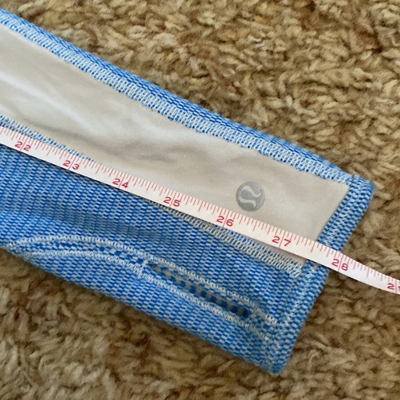 Lululemon Run Bold in the Cold Fleece Pullover. - Picture 8 of 13